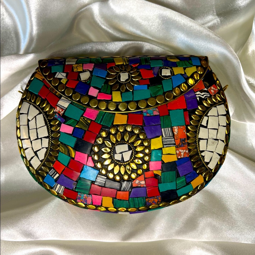 Luxury Pop COLOR clutch